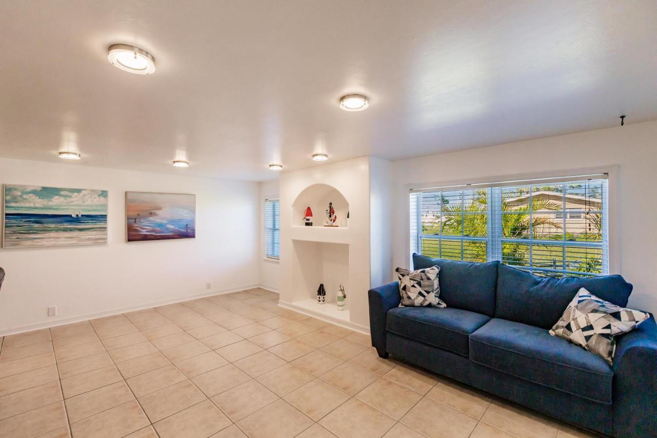 New! Dock Canal Family Home W/Pool & Gulf Access! ノース・フォート・マイヤーズ エクステリア 写真
